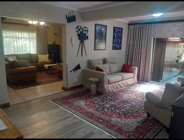 4 BEDROOM HOUSE FOR SALE IN SAFARI GARDENS